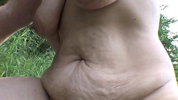 play امرأة بدينة وكبيرة لديها جنس جيد في كس مع حبيبتها المفضلة
