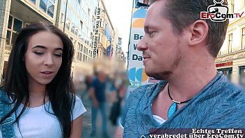 play Hij neukt de hardste castingvrouw hardcore