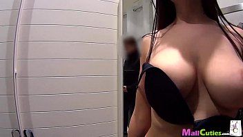 play Xnxx Moldovan Produkt in der Garage gefickt