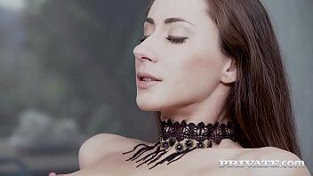 play Française qui pratique le xxx anal et oral