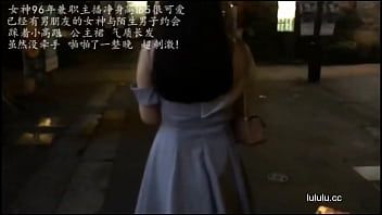 play Cette villageoise aux gros et beaux seins se fait enculer très sensuellement et perversement