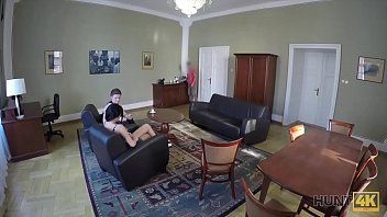play Stom meisje om xxx verborgen cam te doen