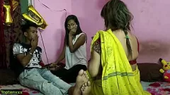 play Ragazza indiana amatoriale permette al fidanzato di fare sesso anale con la padrona di casa sexy