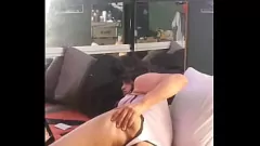 play La sexy Sissy Bubblebutt Jenny si eccita con i giocattoli