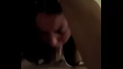 play Pulchna, zdradzająca dziewczyna pragnie kutasa: ssanie, robienie loda, głębokie gardło