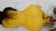 play Idealny tyłek cioci desi w parnym seksie analnym