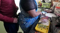 play Indian Maid Swathi nie może się oprzeć wybrzuszonym buldickowi Man